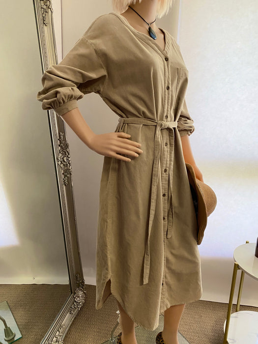 Discoat Oatmeal Corduroy Long Dress